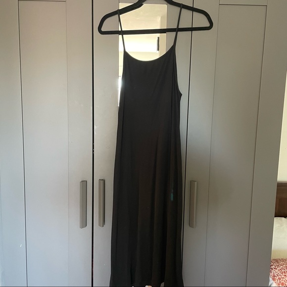 Sotela Slip Dress - Picture 2 of 5